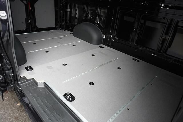 Occasion MAN TGE 140 PK (102 kW) 2024 Zwart (metallic) Van