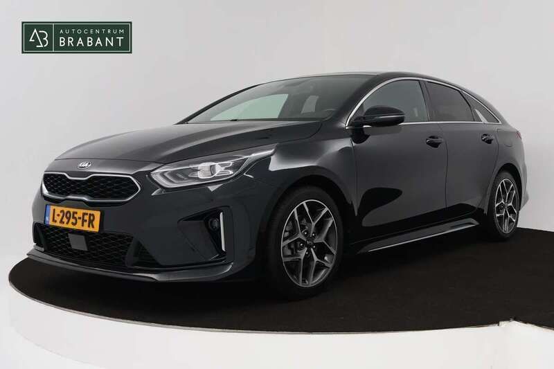 Zwart Gebruikt 2021 Kia ProCeed Hatchback | € 21.945 (Eerlijke prijs) - Afbeelding 1/4