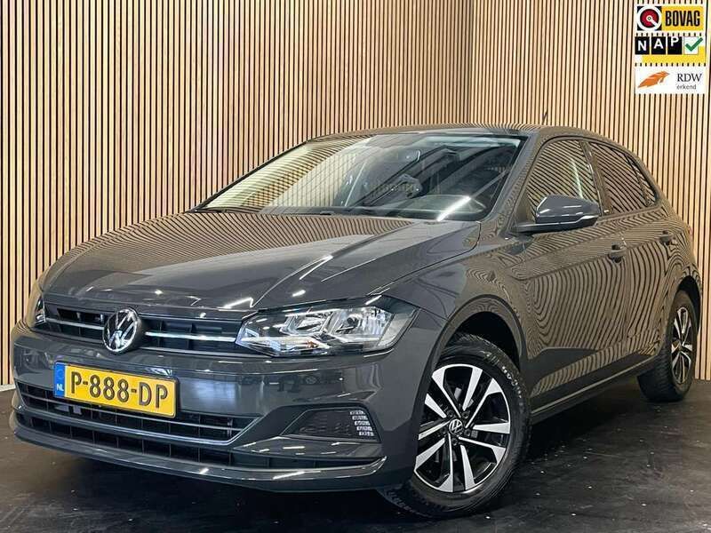 Grijs Gebruikt 2021 VW Polo Highline Hatchback | € 14.395 (Super prijs) - Afbeelding 1/2