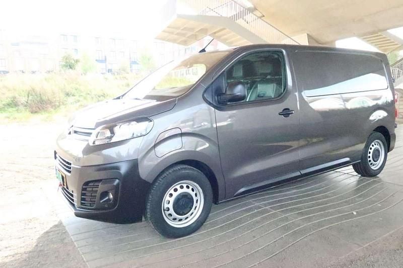 Occasion Citroën Jumpy 100 kW (136 PK) 2021 Grijs MPV