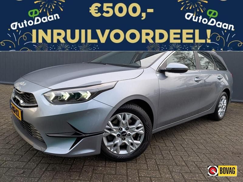 Grijs Occasion 2023 Kia Ceed Sportswagon Stationwagen | € 19.950 (Super prijs) - Afbeelding 1/3