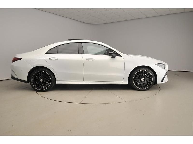 Occasion Mercedes CLA250 AMG line 218 PK (160 kW) 2023 Wit Sedan