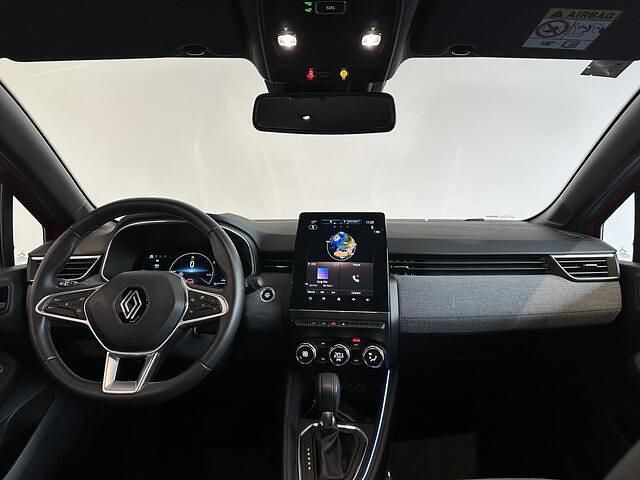 Occasion Renault Clio V Techno 143 PK (105 kW) 2023 Rood Hatchback