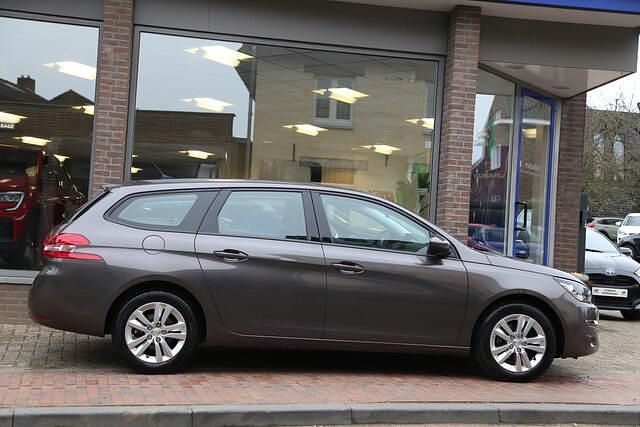 Occasion Peugeot 308 SW Style 131 PK (96 kW) 2016 Grijs Stationwagen