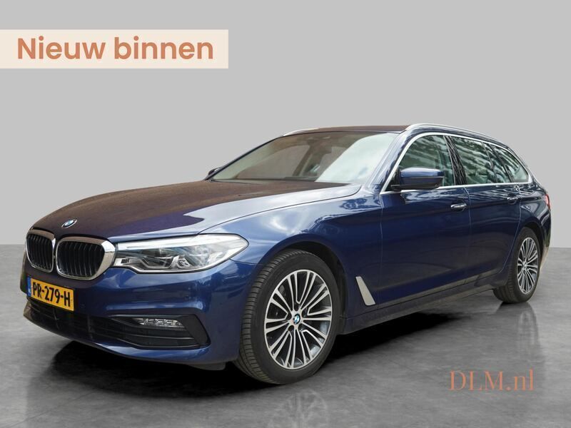 Blauw, metallic lak Gebruikt 2017 BMW 520 Executive Stationwagen | € 22.950 (Eerlijke prijs) - Afbeelding 1/4