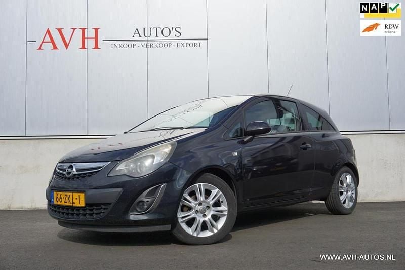 Hatchback Gebruikt 2012 Opel Corsa Edition Hatchback | € 3.250 (Eerlijke prijs) - Afbeelding 1/4