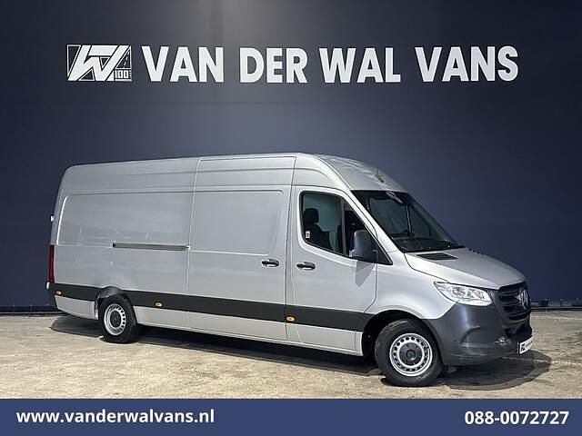 Occasion Mercedes Sprinter 143 PK (105 kW) 2020 Zilver (metallic) Van