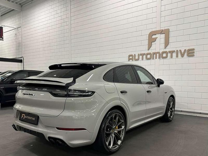 Occasion Porsche Cayenne Turbo S 680 PK (500 kW) 2020 Grijs SUV