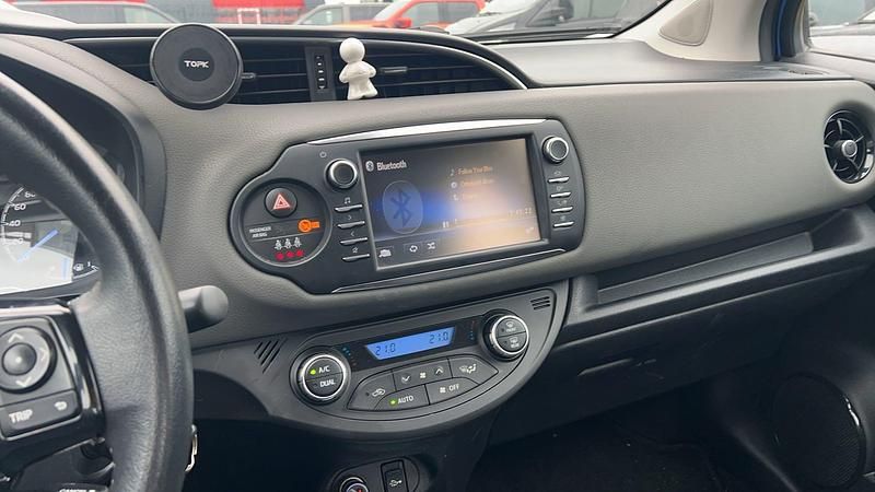 Occasion Toyota Yaris Hybrid Active 73 PK (53 kW) 2019 Blauw Hatchback