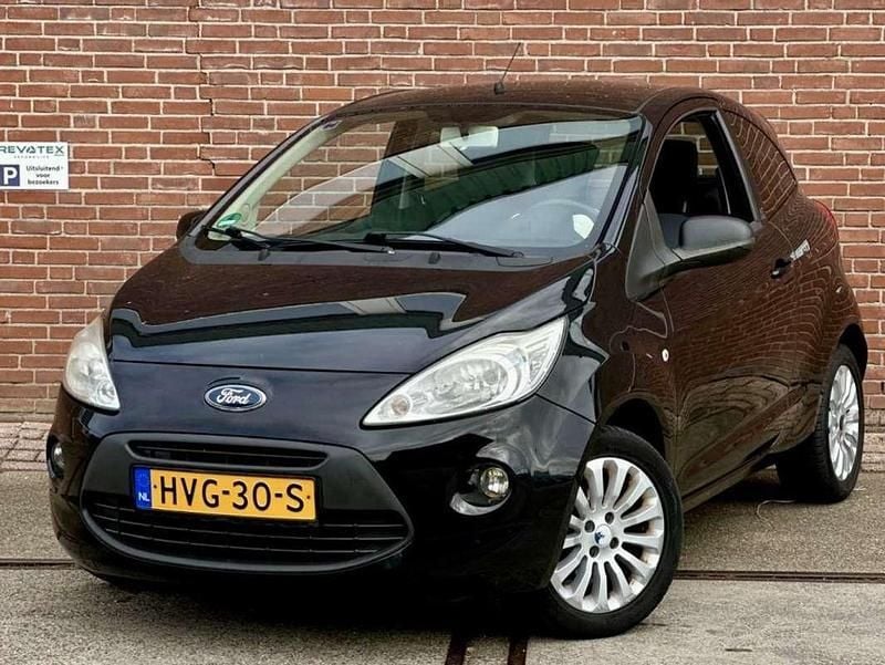 Zwart Gebruikt 2009 Ford Ka Titanium Hatchback | € 3.650 (Duur) - Afbeelding 1/4