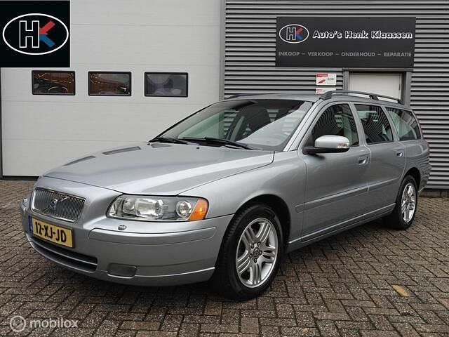 Grijs Gebruikt 2007 Volvo V70 Standard Stationwagen | € 8.750 - Afbeelding 1/4
