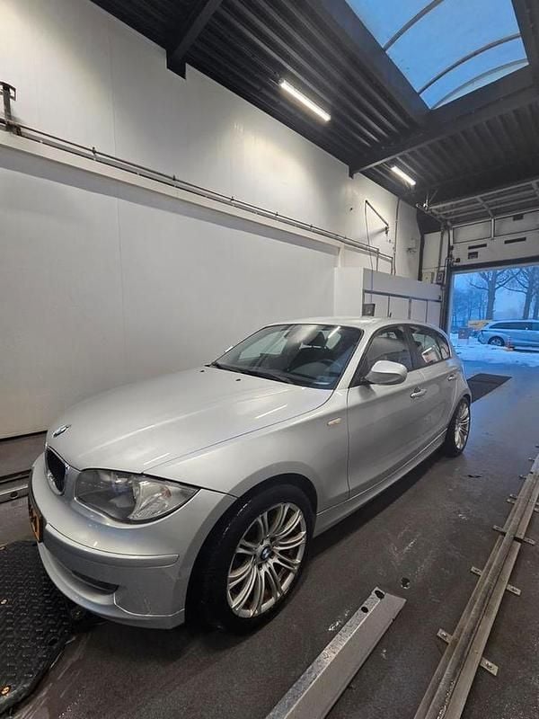 Occasion 2010 BMW 118 Hatchback | € 6.250 (Goede deal) - Afbeelding 1/4