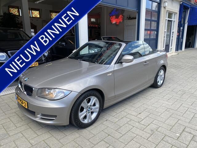 Grijs Gebruikt 2011 BMW 118 Cabriolet Executive Cabriolet | € 10.950 (Eerlijke prijs) - Afbeelding 1/4