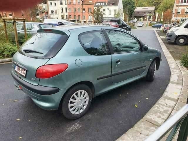 Occasion Peugeot 206 73 PK (53 kW) 2001 Grijs Sedan