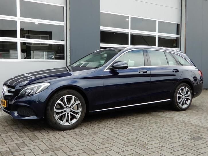 Gebruikt 2015 Mercedes 350 Edition Stationwagen | € 12.750 (Eerlijke prijs) - Afbeelding 1/4