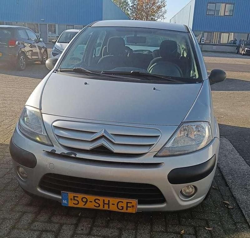 Grijs Gebruikt 2006 Citroën C3 Stationwagen | € 650 (Eerlijke prijs) - Afbeelding 1/4