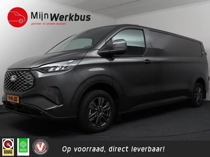 Grijs Gebruikt 2024 Ford E-Transit Limited Van | € 38.800 (Super prijs) - Afbeelding 1/4