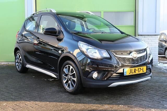 Zwart Gebruikt 2018 Opel Karl Rocks Hatchback | € 8.750 (Eerlijke prijs) - Afbeelding 1/4