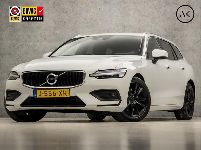 Wit Occasion 2020 Volvo V60 Stationwagen | € 23.945 (Super prijs) - Afbeelding 1/4