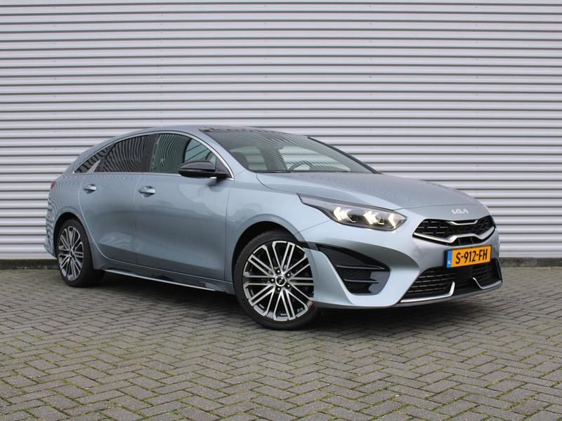 Occasion Kia ProCeed GT-Line 2023 Grijs Hatchback