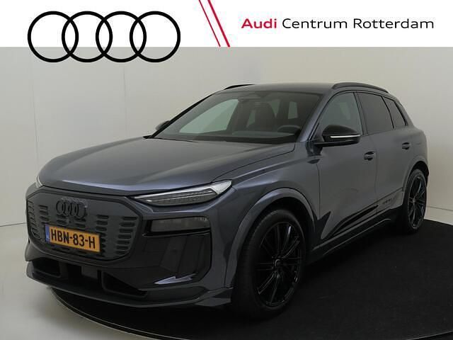 Grijs Gebruikt 2025 Audi Q6 e-tron Performance SUV | € 84.950 (Duur) - Afbeelding 1/4