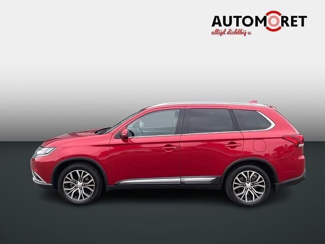 Orient red m Gebruikt 2018 Mitsubishi Outlander SUV | € 19.995 (Eerlijke prijs) - Afbeelding 1/4