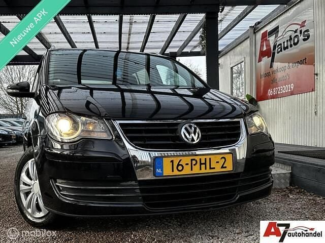 Occasion VW Touran 140 PK (102 kW) 2010 Zwart MPV