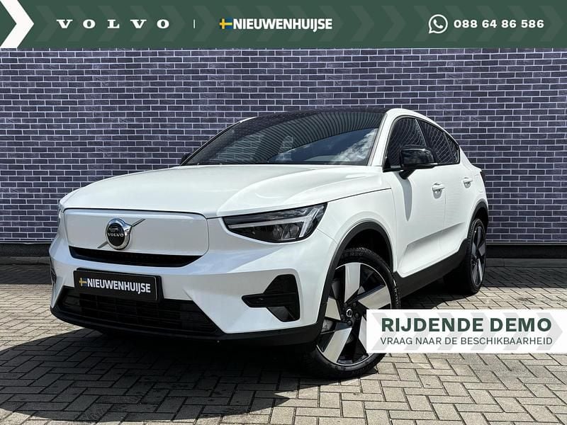 Wit Gebruikt 2025 Volvo EC40 Plus SUV | € 49.399 (Duur) - Afbeelding 1/4