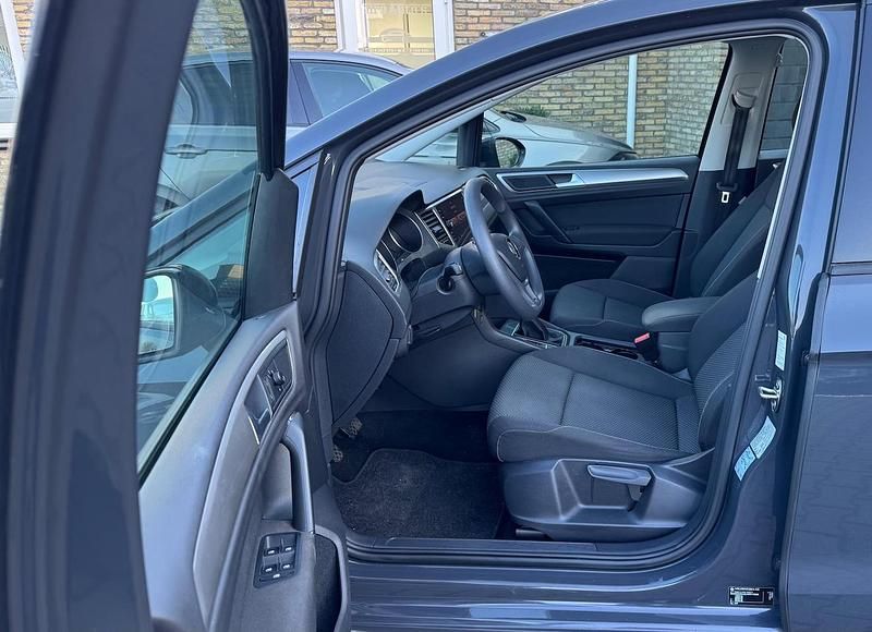 Occasion VW Golf Sportsvan Trendline 2018 Grijs MPV