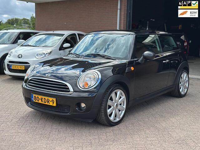 Zwart Gebruikt 2009 Mini ONE Business Hatchback | € 3.995 (Eerlijke prijs) - Afbeelding 1/4