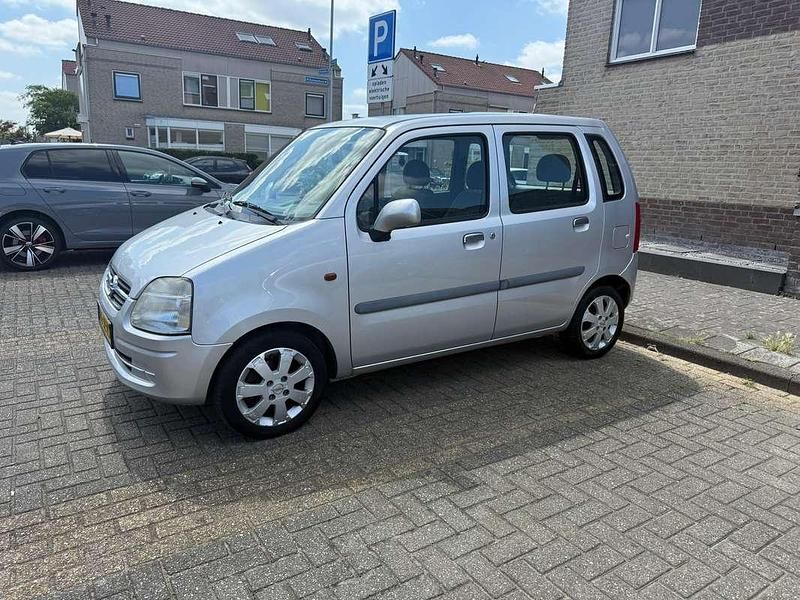 Grijs Gebruikt 2002 Opel Agila Edition MPV | € 1.000 (Eerlijke prijs) - Afbeelding 1/2