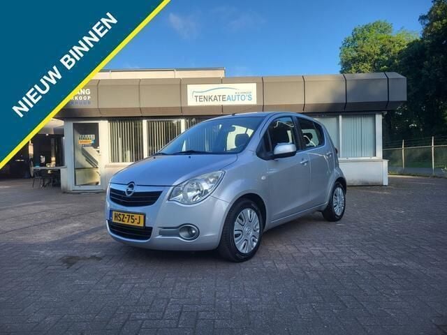 Grijs Gebruikt 2013 Opel Agila Edition Hatchback | € 5.650 (Eerlijke prijs) - Afbeelding 1/4