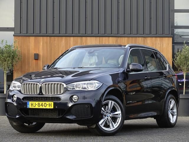 Zwart Gebruikt 2015 BMW X5 M Sport SUV | € 36.995 - Afbeelding 1/4