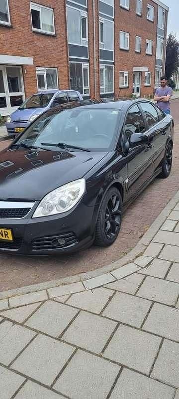 Gebruikt 2006 Opel Vectra Business Sedan | € 1.750 (Eerlijke prijs) - Afbeelding 1/4