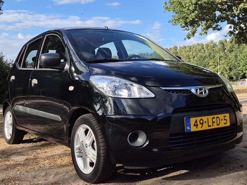 Zwart Gebruikt 2010 Hyundai i10 Active Hatchback | € 3.795 (Iets duurder) - Afbeelding 1/4