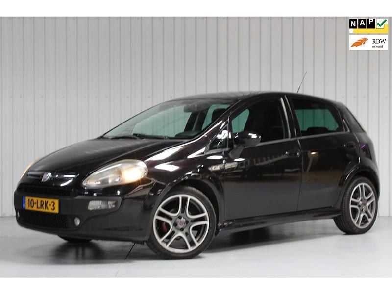 Zwart Gebruikt 2010 Fiat Punto Sport Hatchback | € 3.250 (Iets duurder) - Afbeelding 1/4