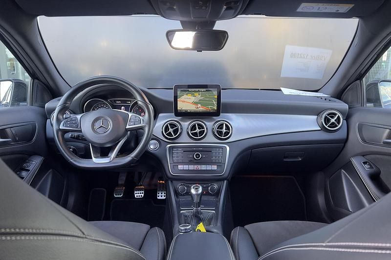 Occasion Mercedes A250 AMG line 211 PK (155 kW) 2017 Zwart Hatchback