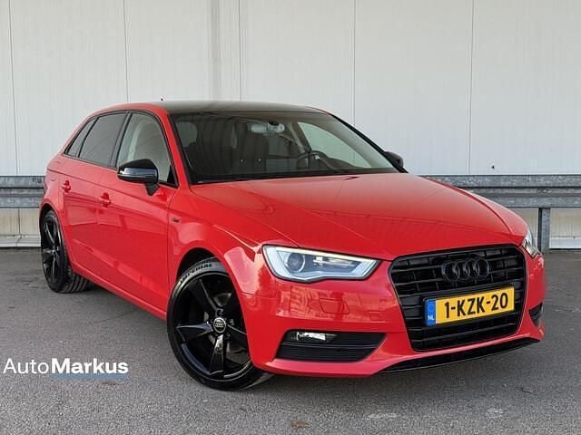 Rood Occasion 2013 Audi A3 Sportback Ambition Hatchback | € 9.950 (Goede deal) - Afbeelding 1/4