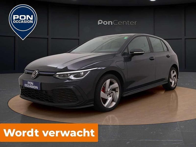 Grijs Gebruikt 2022 VW Golf VIII GTE Hatchback | € 26.450 (Goede deal) - Afbeelding 1/3