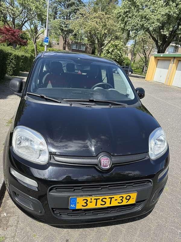 Zwart Gebruikt 2014 Fiat Panda Hatchback | € 4.300 (Eerlijke prijs) - Afbeelding 1/4