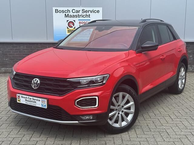 Rood Gebruikt 2018 VW CC Sportline Sedan | € 16.449 - Afbeelding 1/4