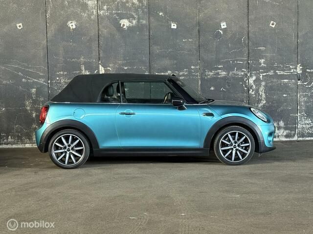 Occasion Mini Cooper Cabriolet Business 136 PK (100 kW) 2016 Groen Cabriolet