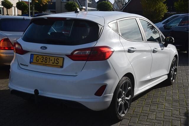 Occasion Ford Fiesta ST-Line 101 PK (74 kW) 2019 Wit Hatchback
