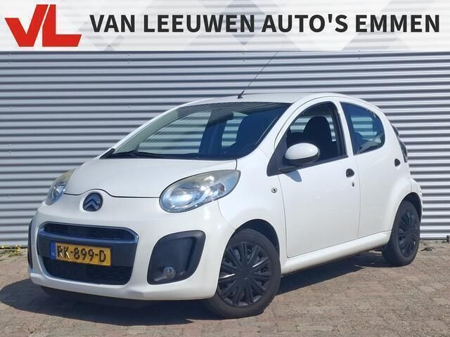 Wit, metallic lak Gebruikt 2013 Citroën C1 Attraction Hatchback | € 3.448 (Goede deal) - Afbeelding 1/4