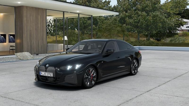 Zwart Nieuw 2025 BMW i4 Executive Sedan | € 76.805 (Iets duurder) - Afbeelding 1/4