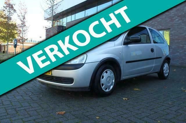 Grijs Gebruikt 2001 Opel Corsa Hatchback | € 1.699 (Eerlijke prijs) - Afbeelding 1/4