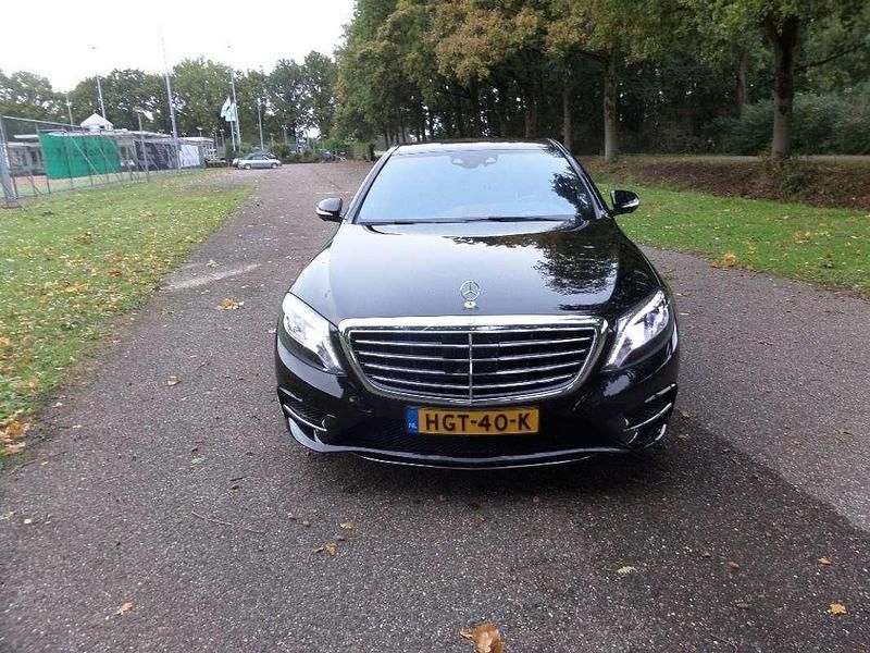 Zwart Gebruikt 2015 Mercedes S400 Prestige Sedan | € 32.950 - Afbeelding 1/4