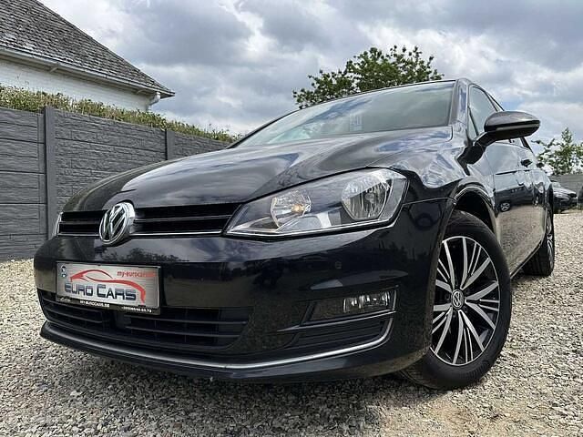 Zwart Gebruikt 2016 VW Golf Allstar Sedan | € 7.400 (Eerlijke prijs) - Afbeelding 1/4