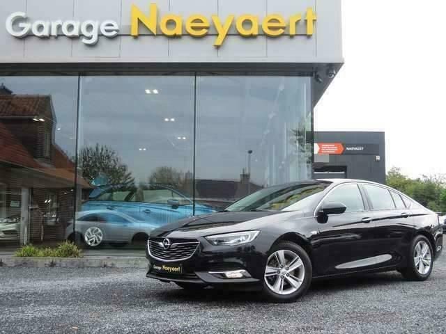 Blauw Gebruikt 2017 Opel Insignia Innovation Sedan | € 19.850 (Eerlijke prijs) - Afbeelding 1/4