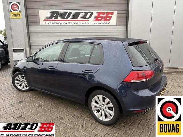 Occasion VW Golf VII Highline 105 PK (77 kW) 2014 Blauw Hatchback